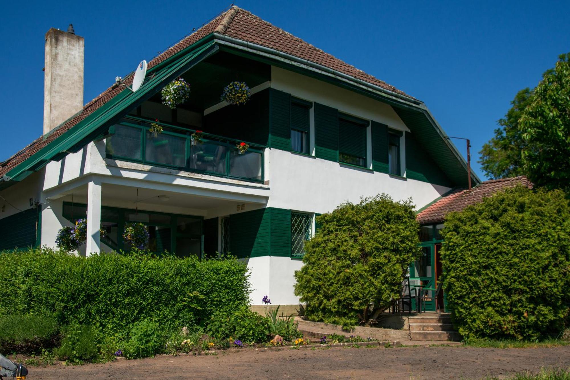 Penzion Horal Hotel Osek  Exterior photo