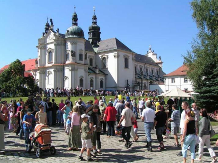 Penzion Horal Hotel Osek  Exterior photo