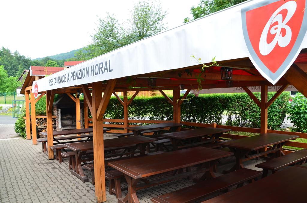 Penzion Horal Hotel Osek  Exterior photo