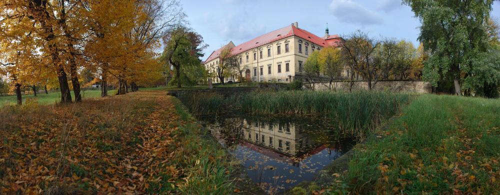 Penzion Horal Hotel Osek  Exterior photo